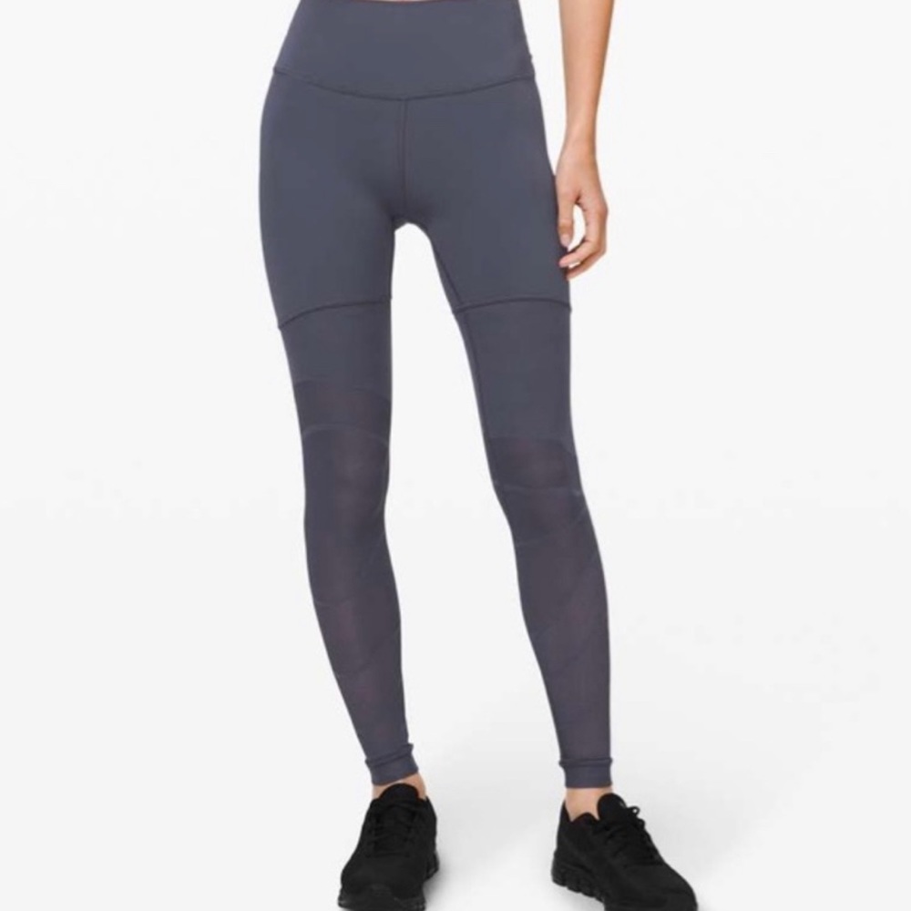 Lululemon with mesh on  the bottom